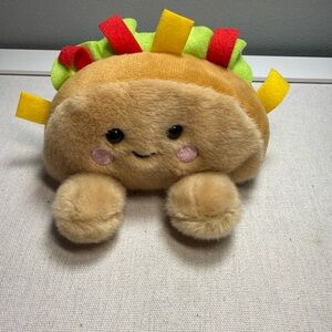 Aurora palm pals Taco Toy with Colorful Felt Toppings